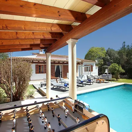 Stylish Two-bedroom Anere Willa Pollensa