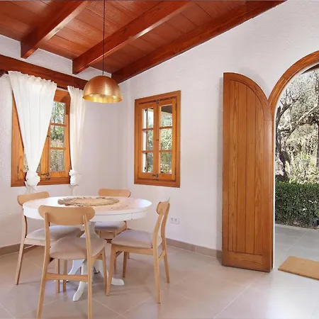 Villa Stylish Two-bedroom Anere Pollença