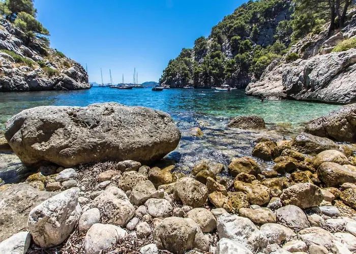 Stylish Two-bedroom Anere ヴィラ